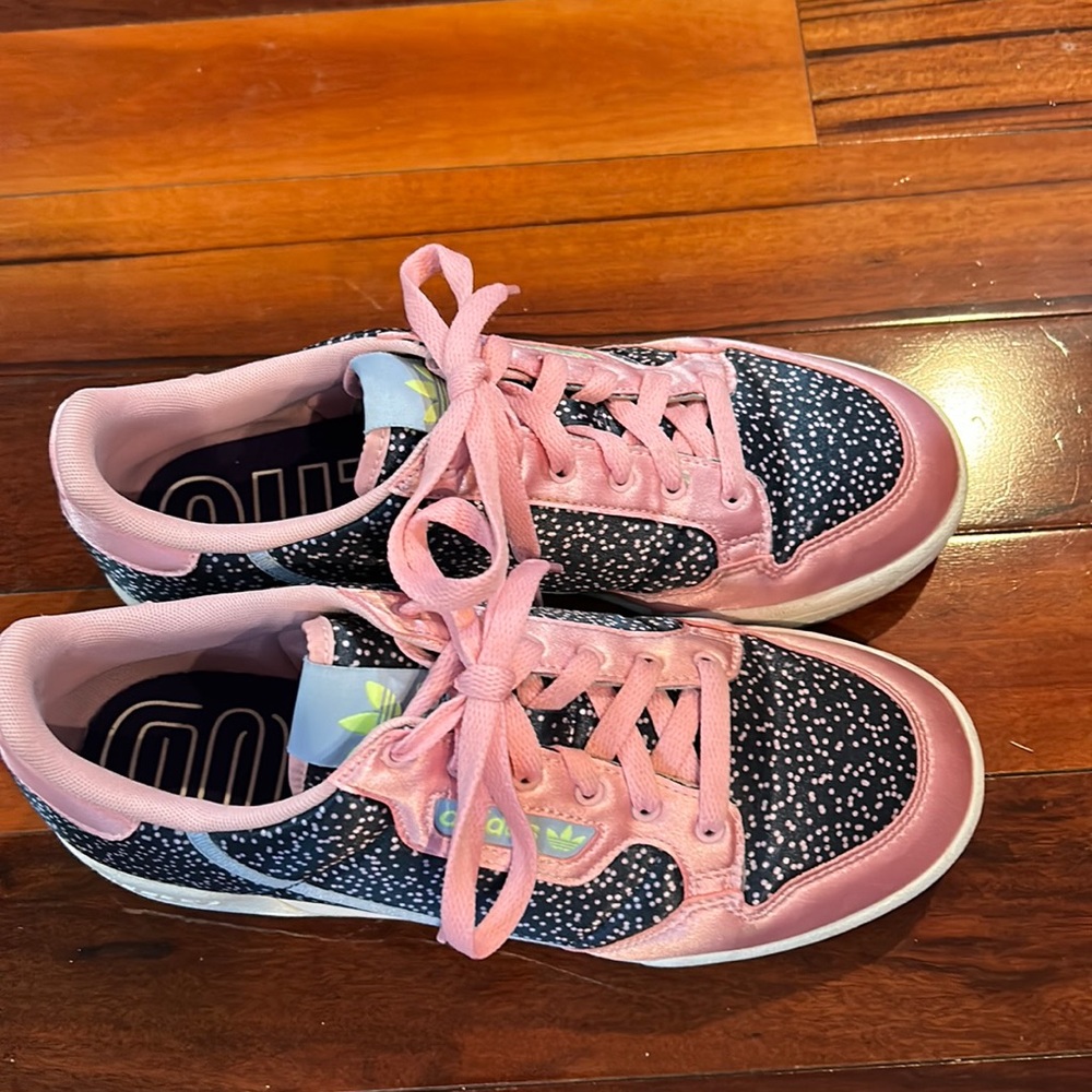 Adidas Out Loud Tennis Shoes